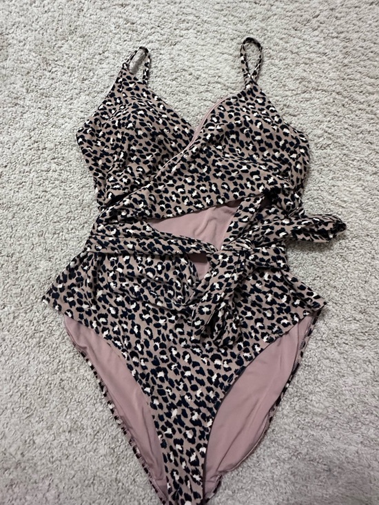 aerie Other - aerie Leopard Print One-Piece Swimsuit